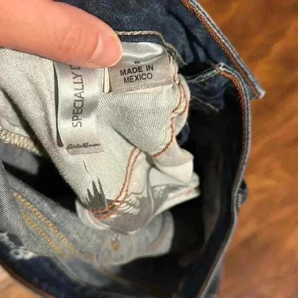 Eddie Bauer Women’s Curvy Bootcut Jeans Specifically Dyed size 8 - Picture 8 of 8